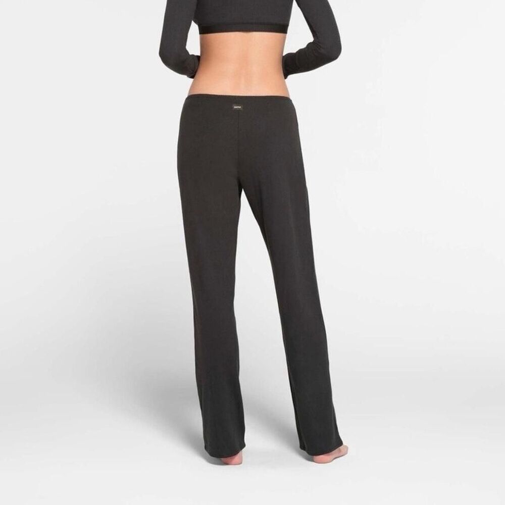 Skims cotton picot t shirt and pants set